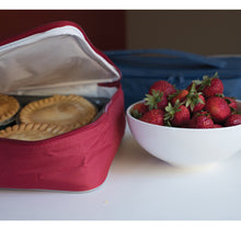 Load image into Gallery viewer, Festive Insulated Casserole Carrier